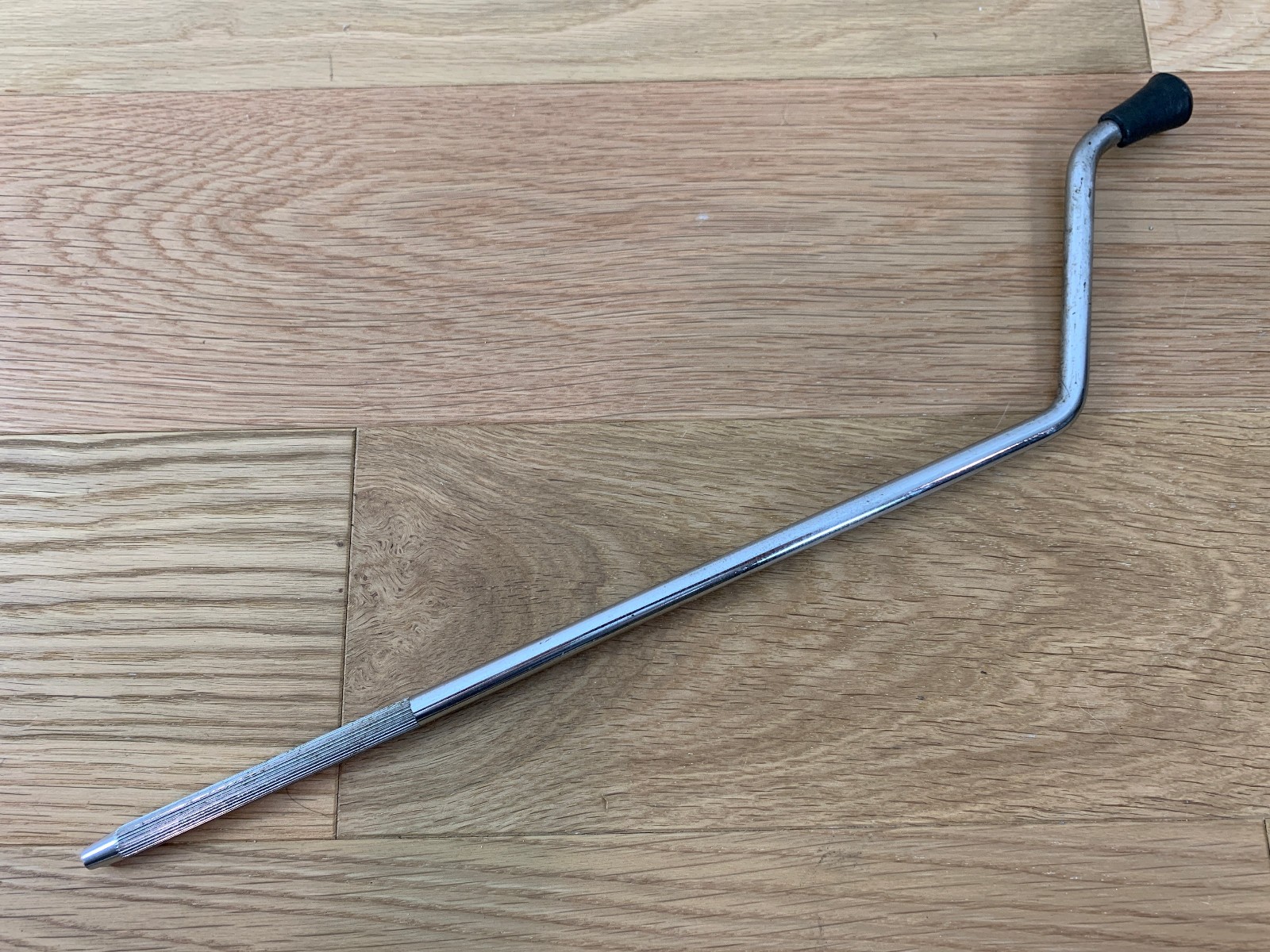 LUDWIG 60s 70s Vtg 17-Inch FLOOR TOM LEG Part Short Chrome Knurled w/ Rubber Tip