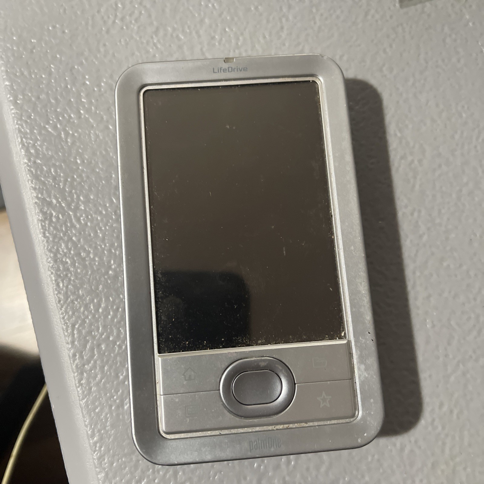 PalmOne life drive mobile handheld With UNTESTED As IS PARTS READ