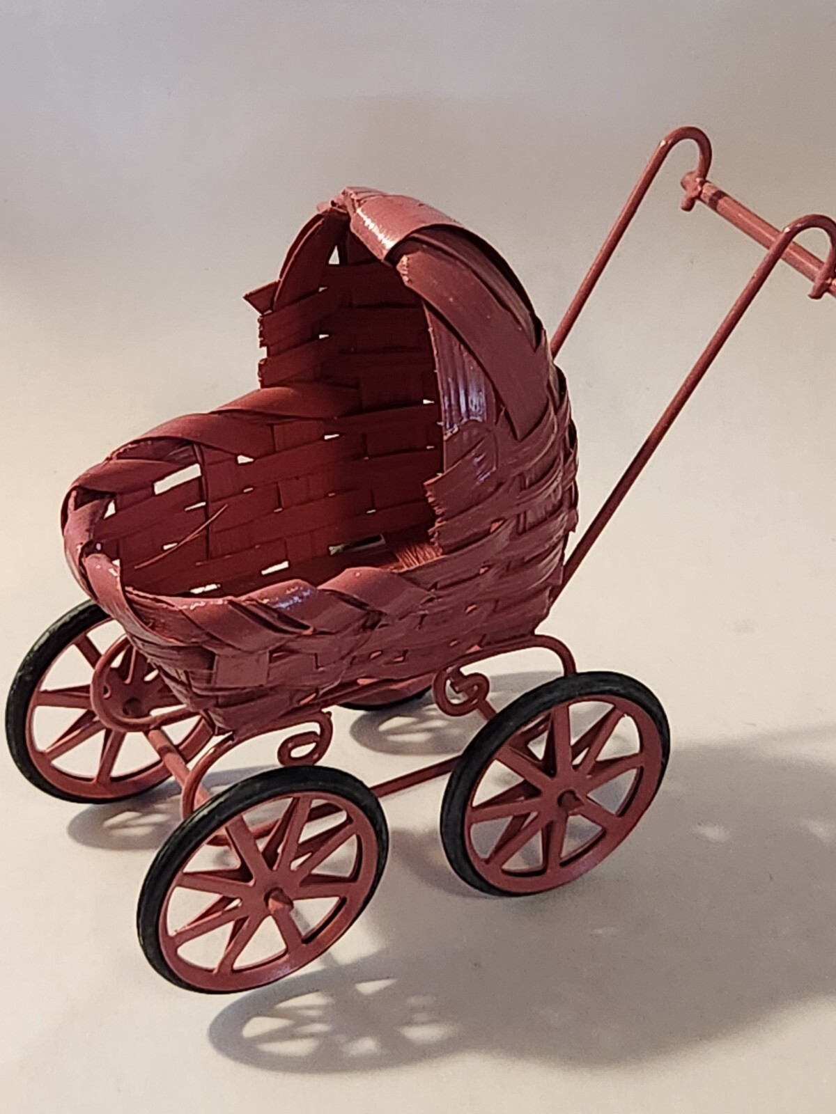 MINIATURE PINK WICKER BABY BUGGY #1875
