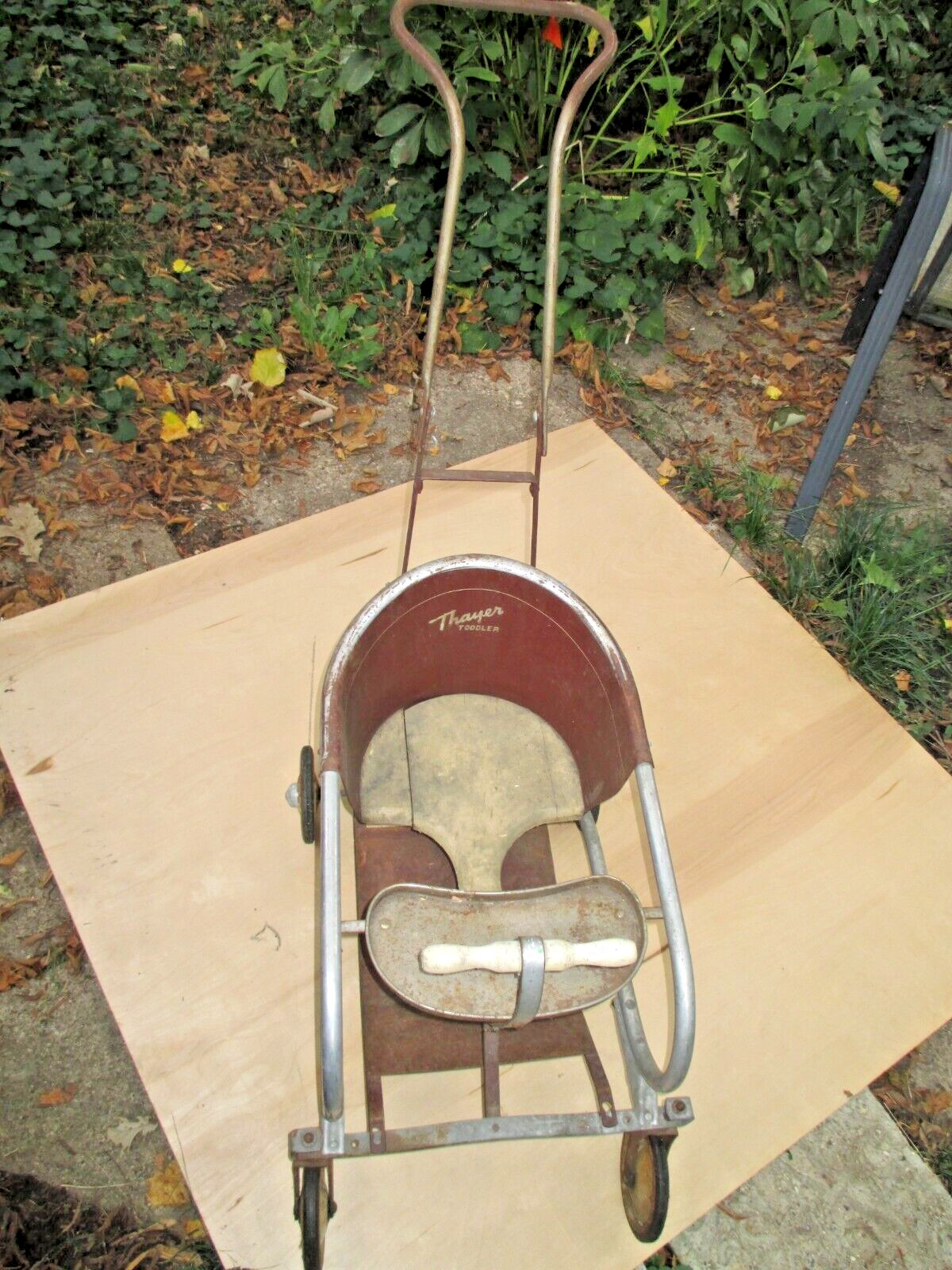 Vintage TAYLOR TODDLER Baby Buggy Stroller Walker (40s/50s) Metal/Wood