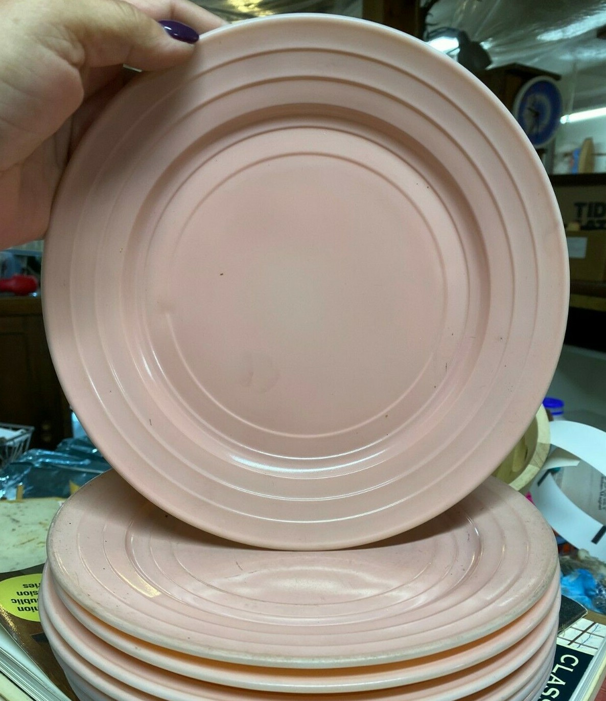 3 VINTAGE HAZEL ATLAS MODERNTONE PLATONITE PINK 9" DINNER PLATES