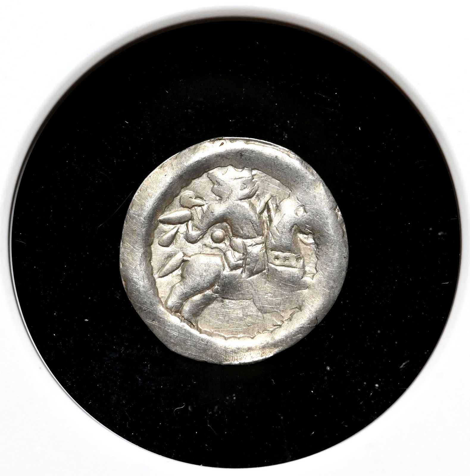 HUNGARY. Bela IV. 1235-1270. Silver Bracteate Denar, Scarce type, NGC MS61