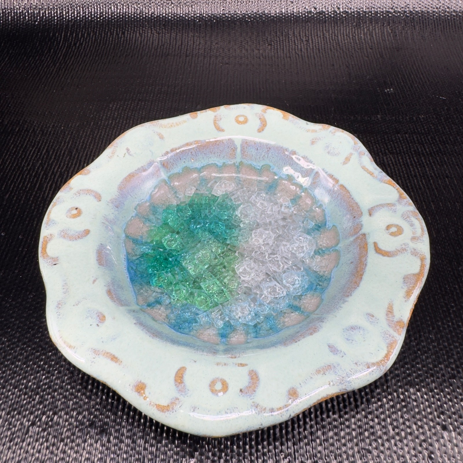 DOWN to EARTH Pottery Recycled Crackle Glass Plate Dish Crystalline Glaze Plate