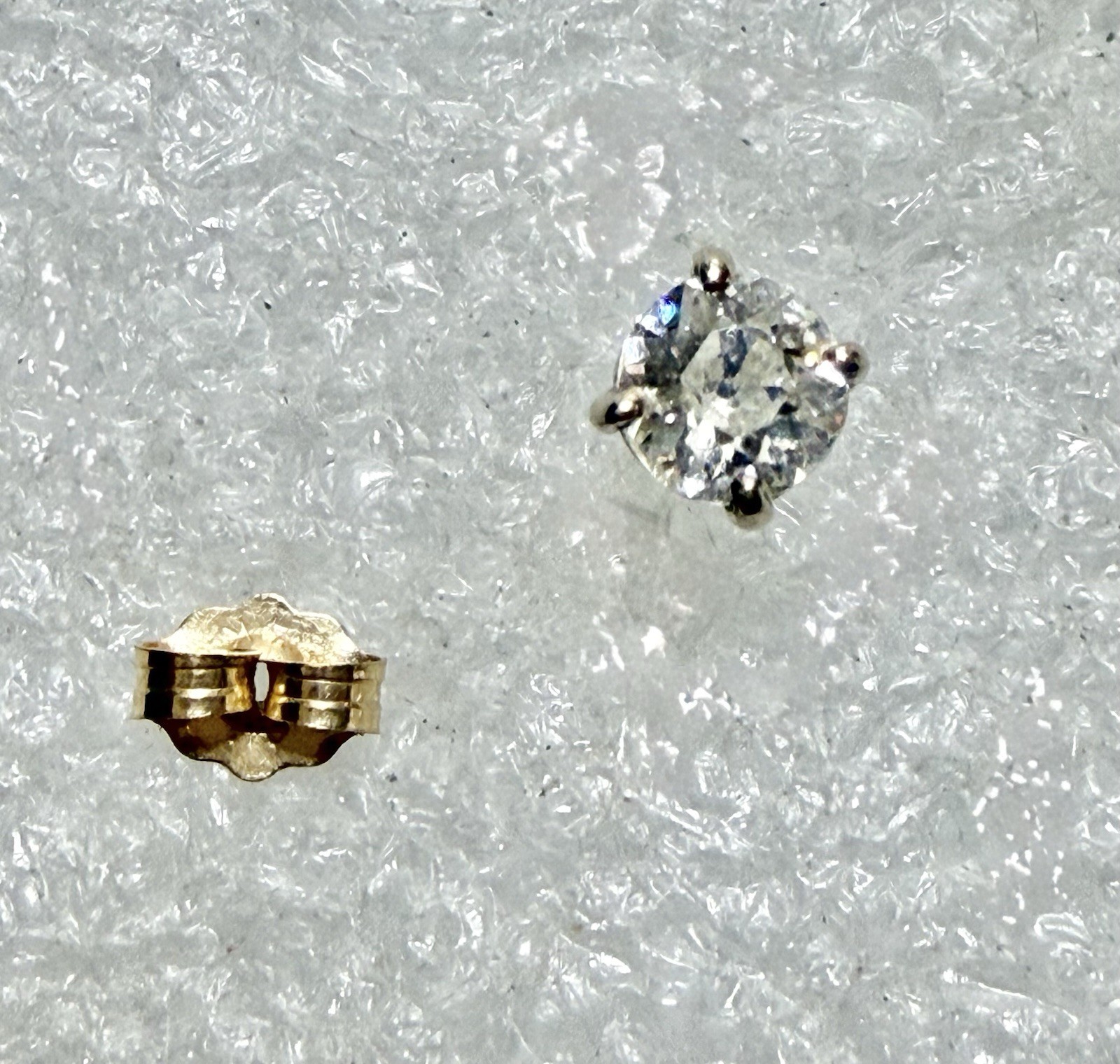 14k Yellow & White Gold 4.8mm/.44C Genuine Diamond Single Stud Earring .46g