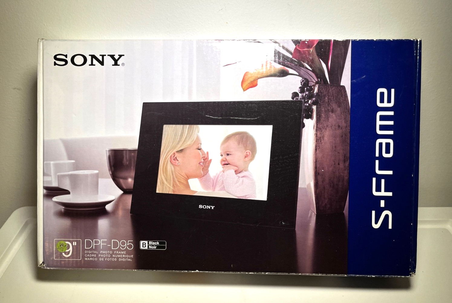 Sony S-Frame DPF-D95 9” Digital Photo Video LCD Picture Frame