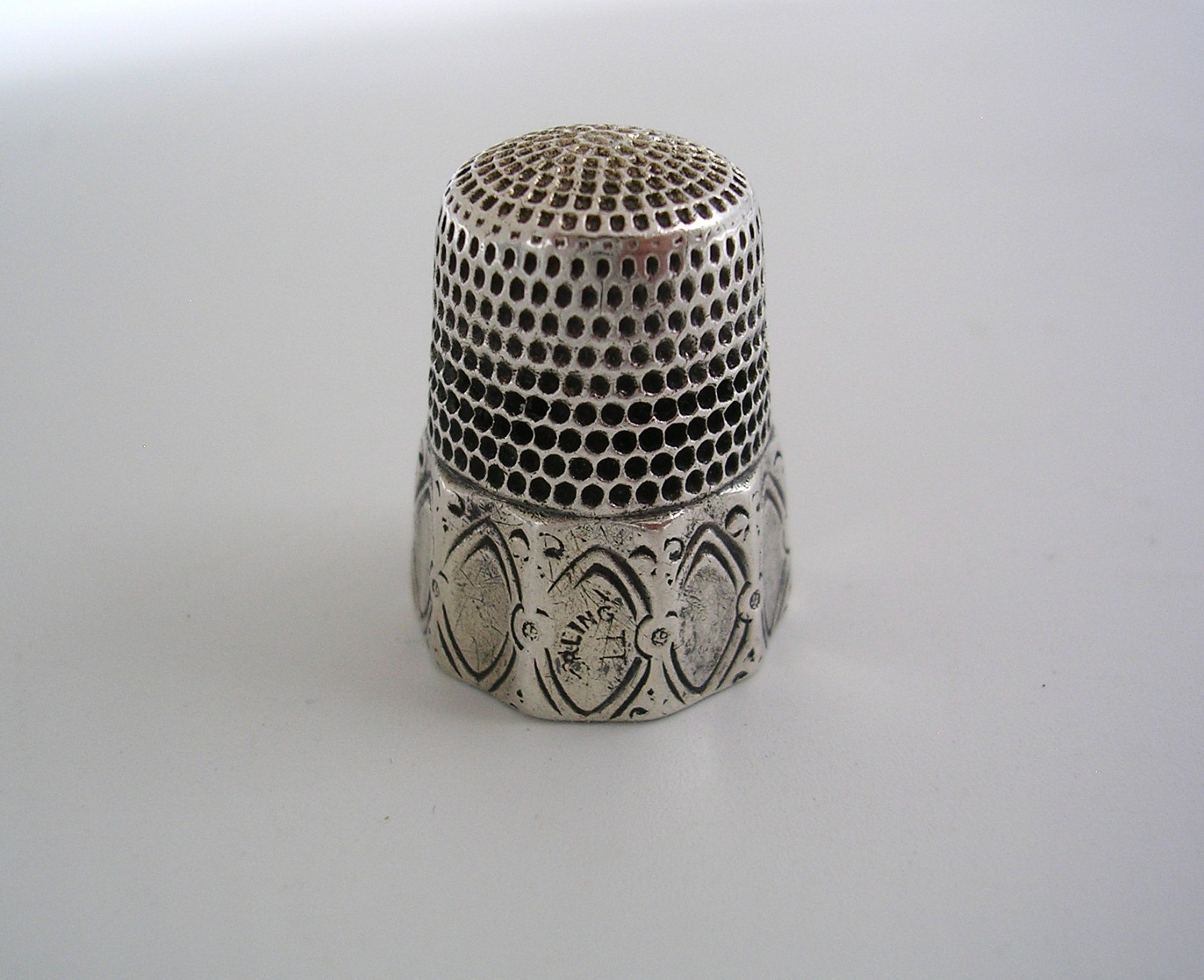 Antique Simons Bro. Concave Oval Panels Sterling Silver Thimble~No Mono~ Size 11