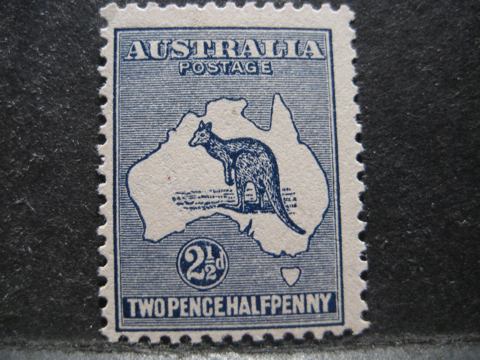 Australia #39 Mint Hinged- WDWPhilatelic (N9X)  (3/26)
