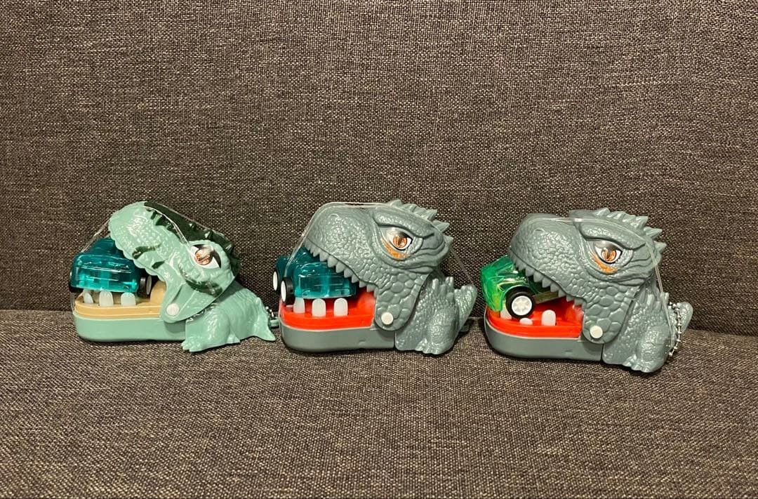 Dinosaur Strap with Mini Car