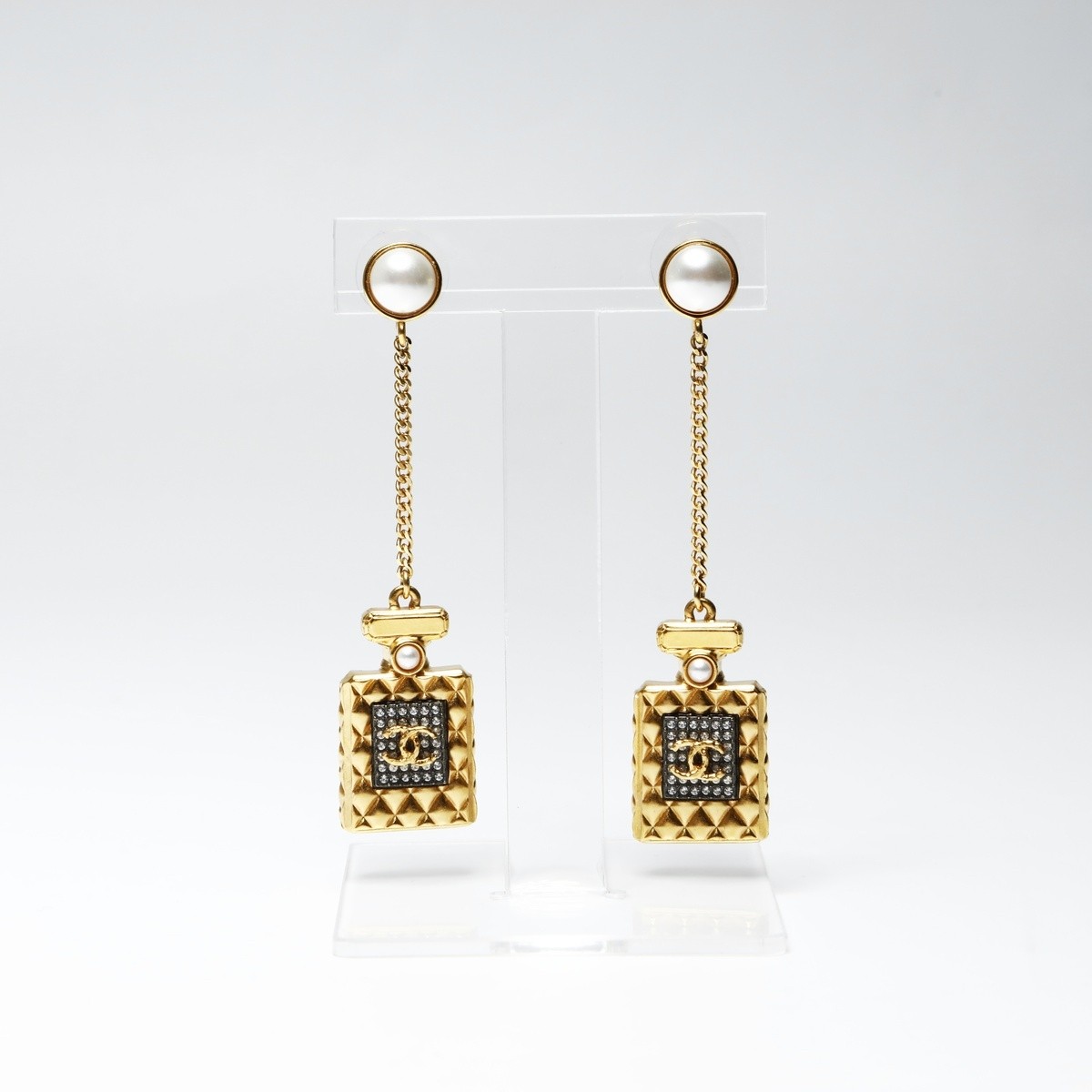 CHANEL Earrings A20A Perfume Motif Coco Mark Drop 2020 Gold Used