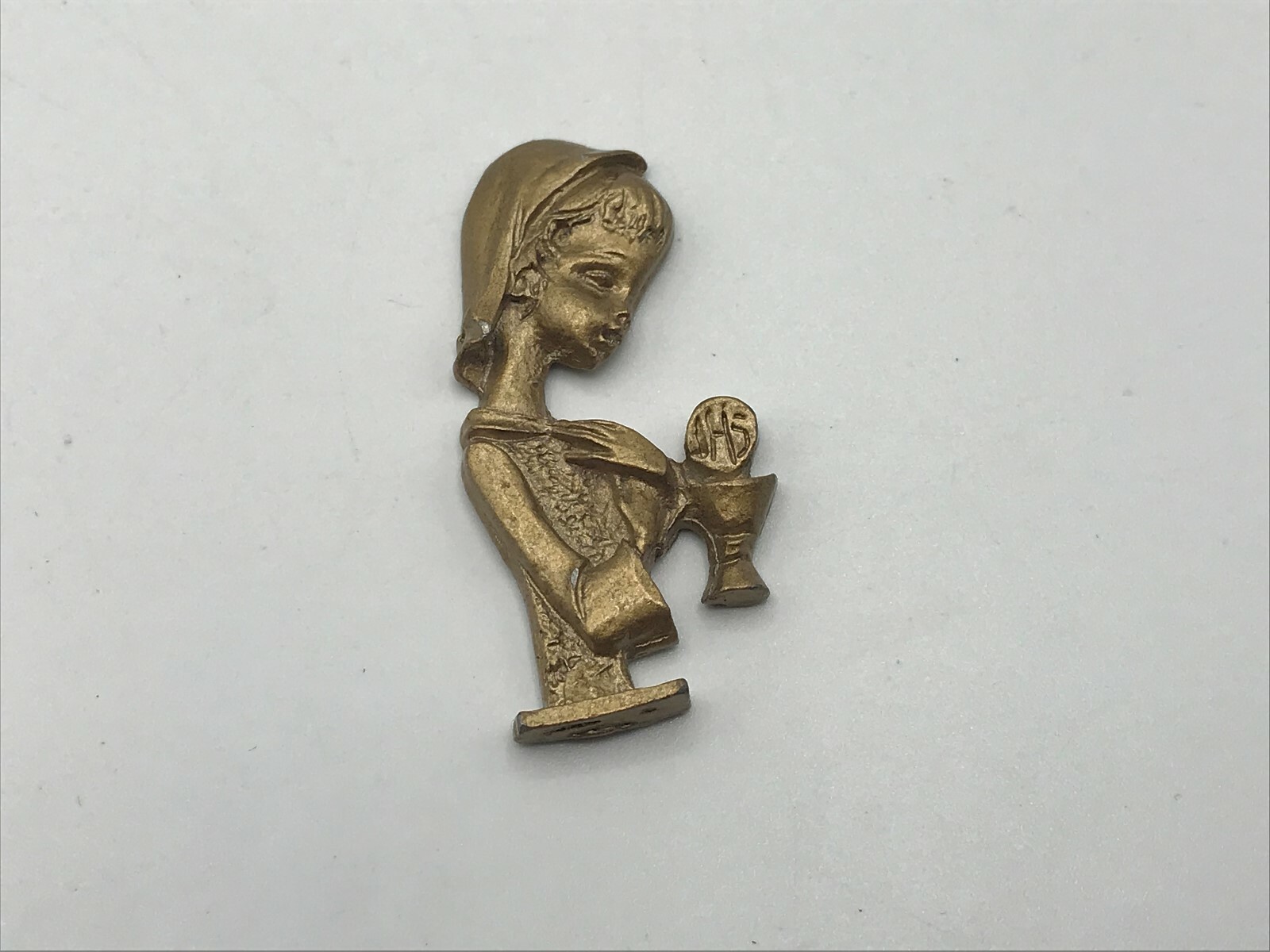 IHS First Communion? Emblem Medallion Religious Girl Chalice Host 1-7/8" Vintage