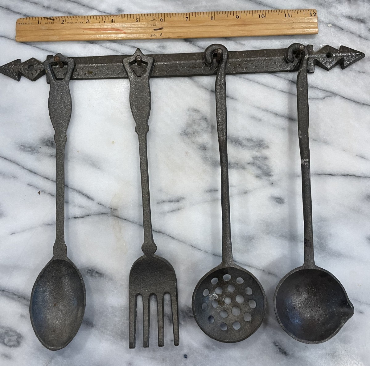 1960’s Vintage Cast Iron 5 pc Kitchen Utensil Set w/Hanging Rack Stamped Taiwan