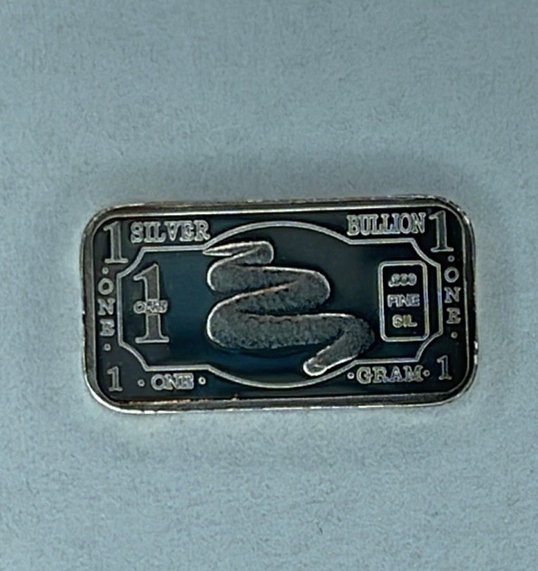 1 Gram Silver Snake Art Bar .999 Fine Silver