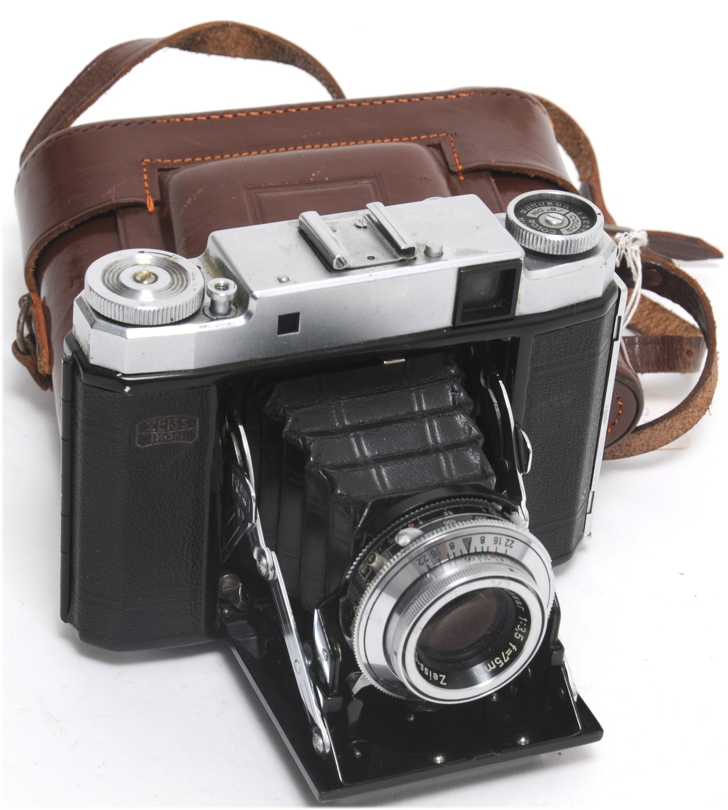 @ Zeiss Ikon Super Ikonta 531/16 w. Zeiss Opton Tessar 3.5/75mm nottested w. cas