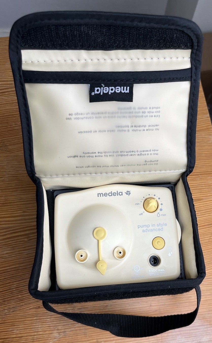 Madela Breast Pump in Style Advanced Motor W/Power Adapter Tested Works Clean