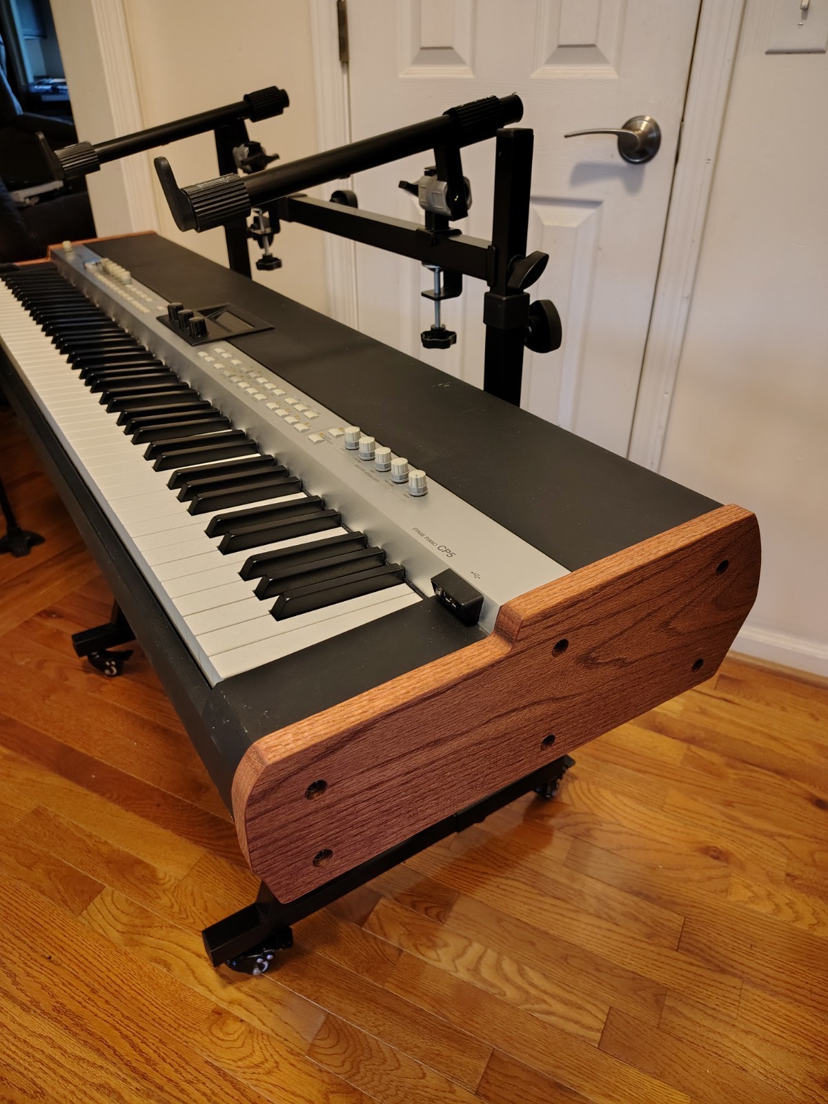 Yamaha CP5 stage piano