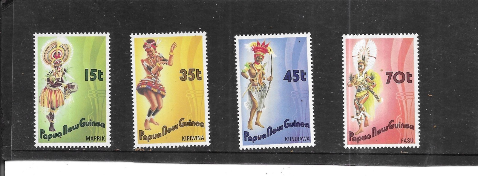 PAPUA NEW GUINEA 1986. DANCERS SET. MINT FULL GUM. AS PER SCAN.