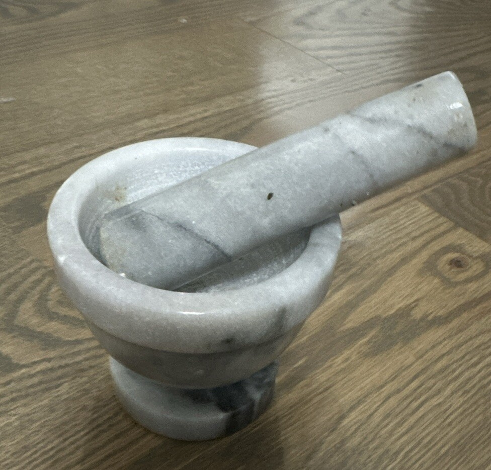 Mortar And Pestle Footed white gray Mini Marble Natural Stone Set crush