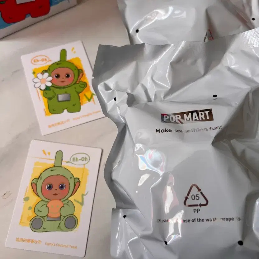 Popmart Telle Tubb Hello Series Keyring