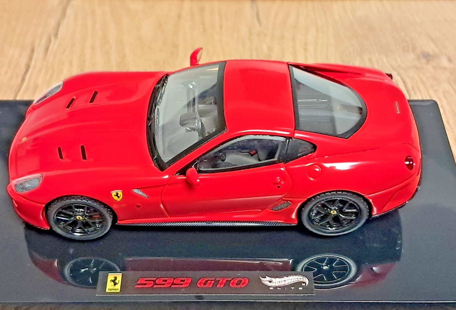 2010 FERRARI 599 GTO 1/43 HOT WHEELS ELITE T6933