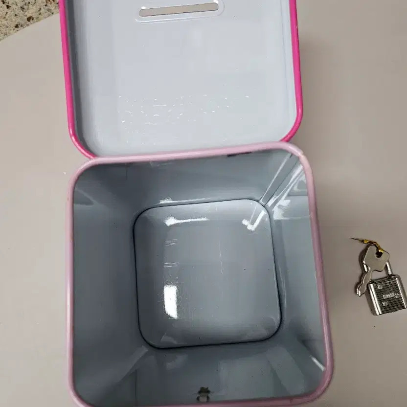 Vintage Barun Son Pink Bunny Lock Coin Bank