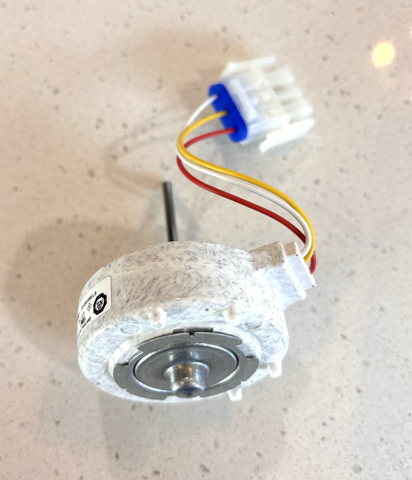 FRIGIDAIRE FRIDGE EVAPORATOR FAN Part #809069206 Free Shipping!