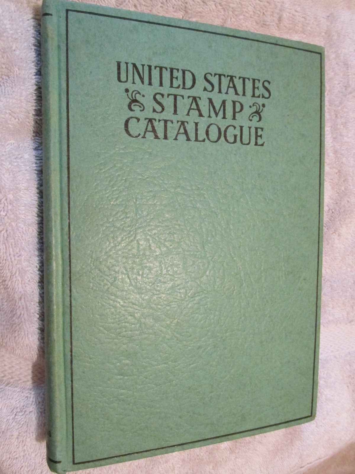 Vintage 1946 Scott's United States Specialized Postage Stamp Catalogue HC BOOK