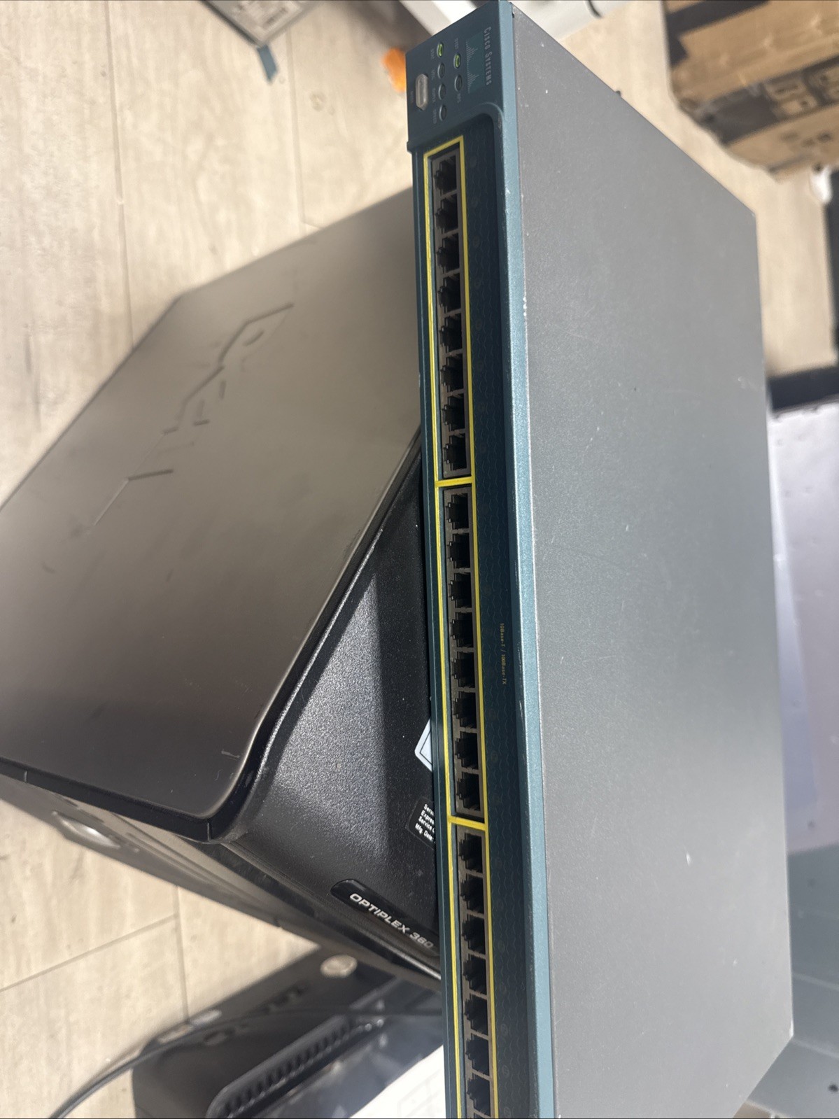 Cisco Catalyst 2950 Series 24-Port Fast Ethernet Switch WS-C2950-24 Tested Works