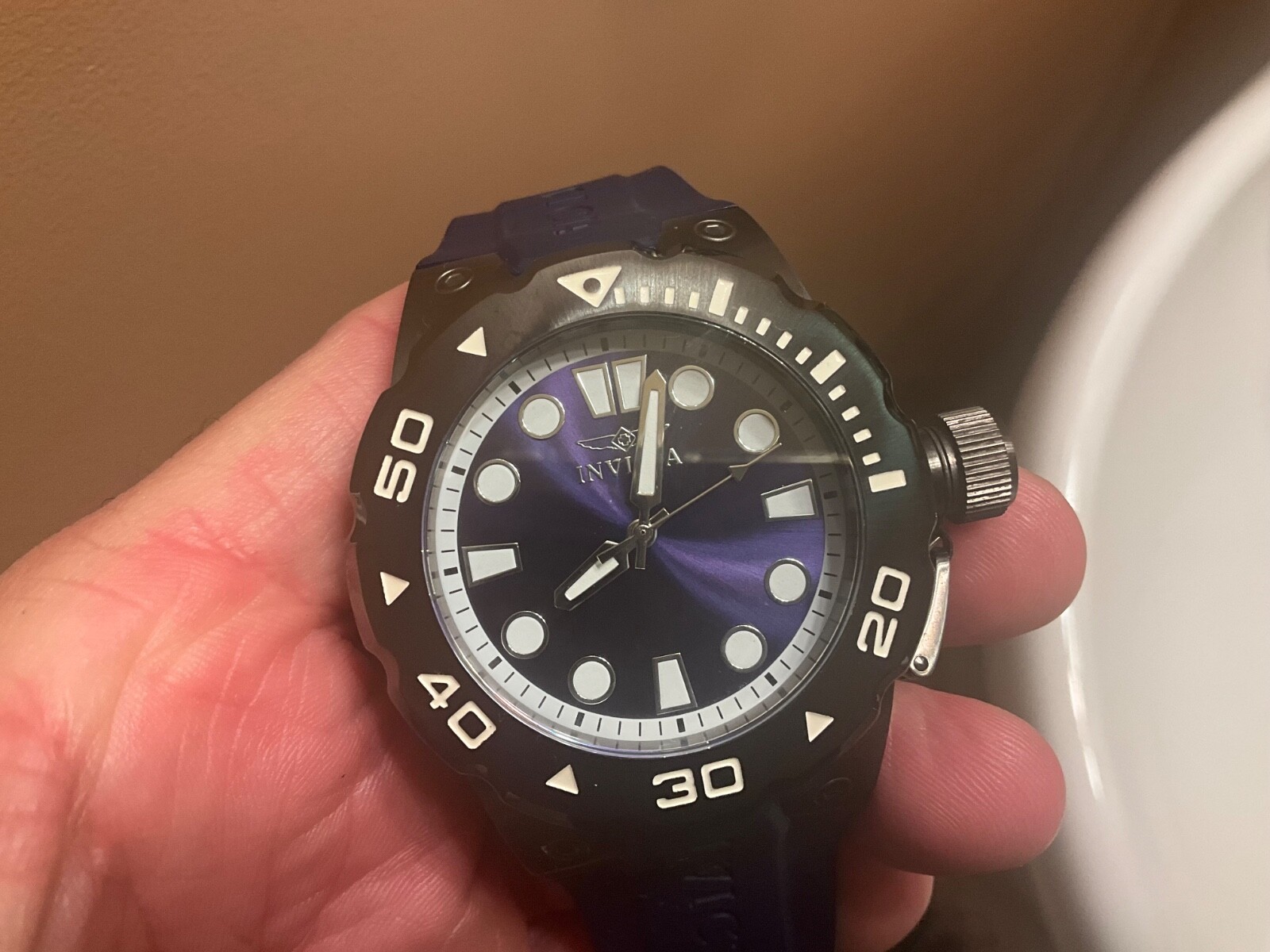 INVICTA PRO DIVER MODEL 16137 BLUE DIAL BLUE STRAP 51MM NEW BATTERY JUST INSTALL