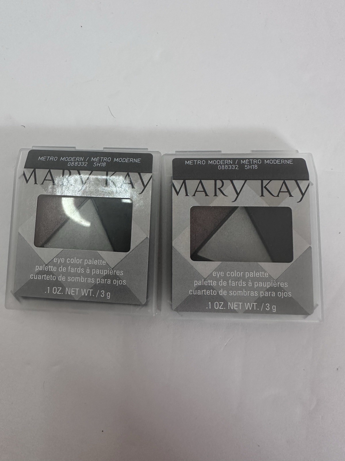 Mary Kay Eye Color Palette - Metro Modern lot of 2