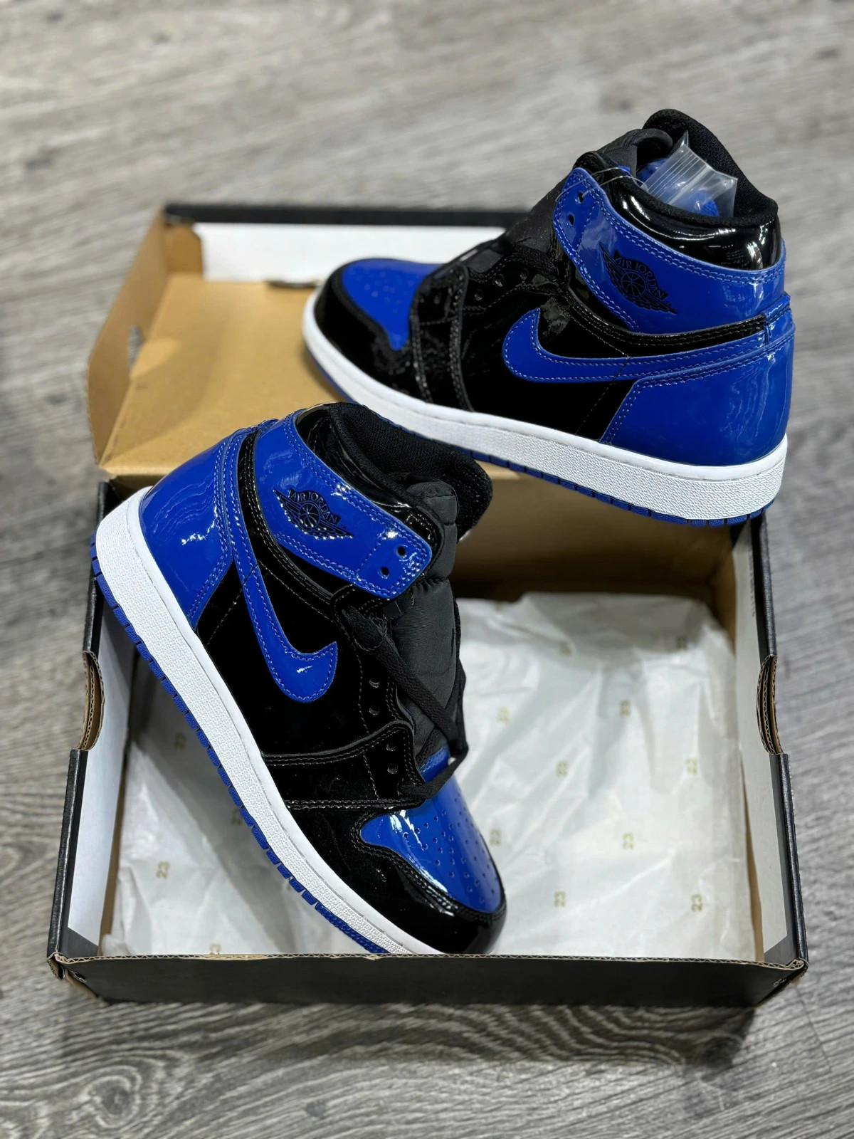 NEW Jordan 1 Retro High Royal Blue/Black-White Men’s Size US 7-12