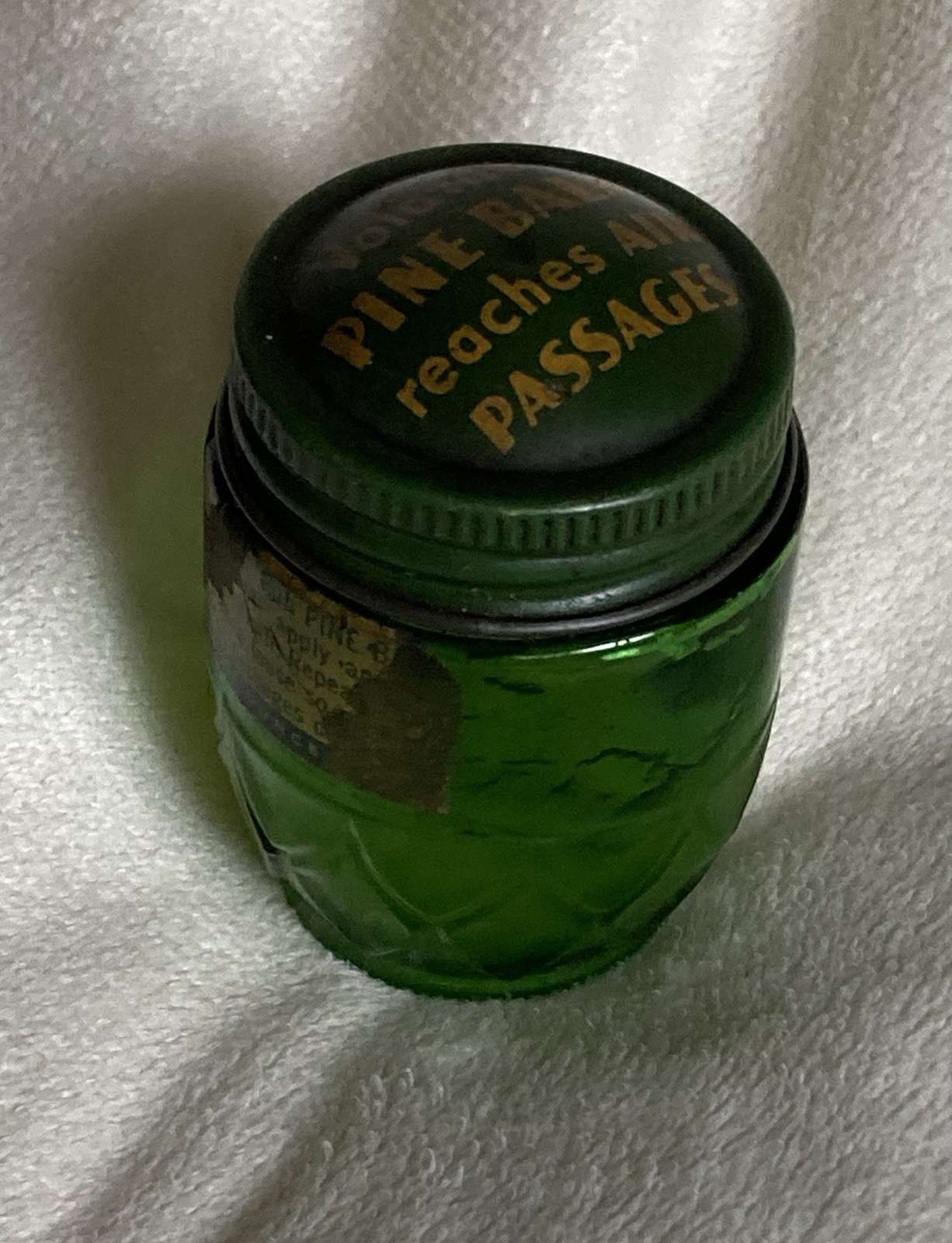 Pine Balm Green Glass Jar w/ Lid VINTAGE 1940’s • 2” Tall •