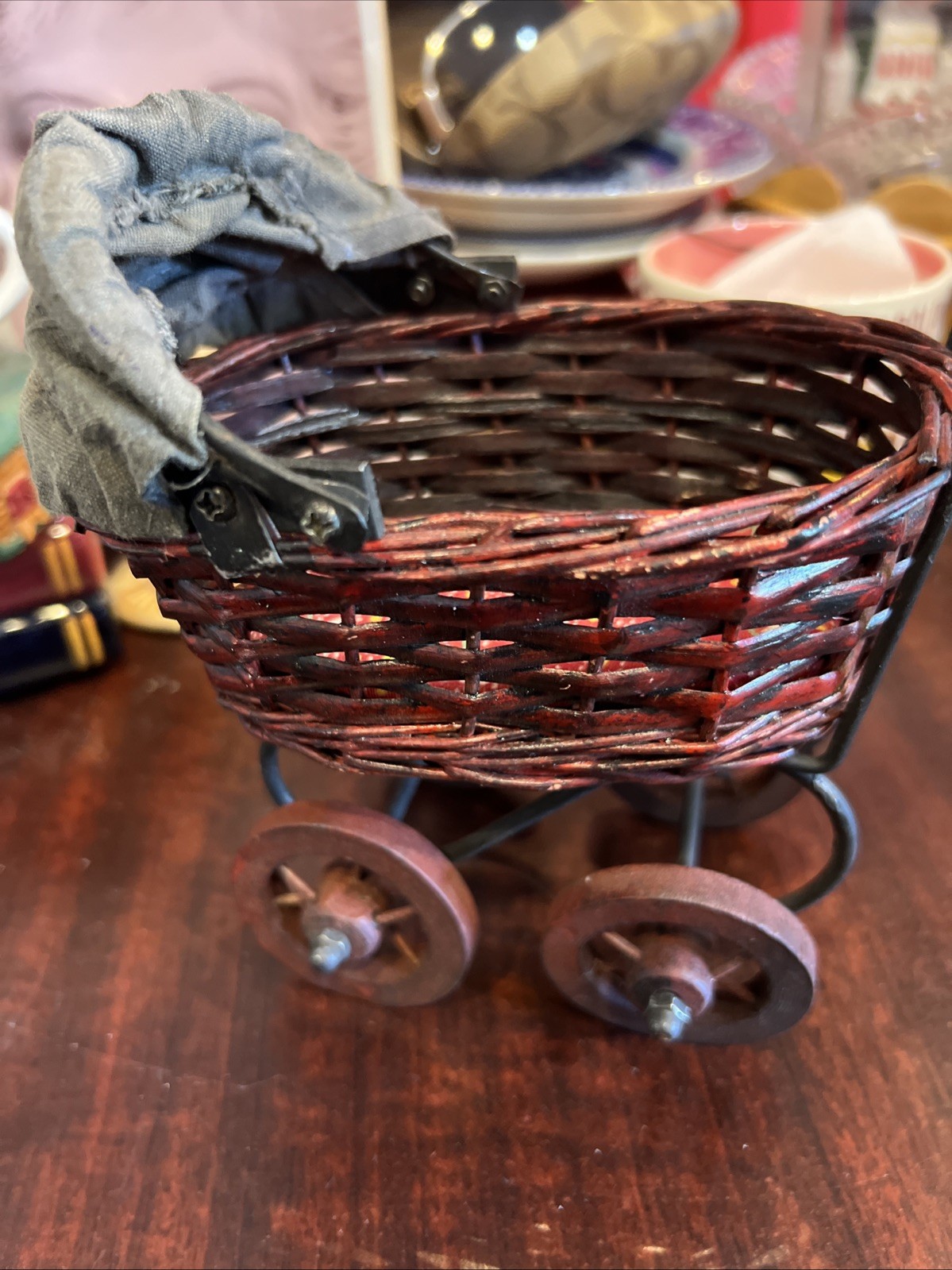 Vintage Buggy Stroller Decor Folk Art