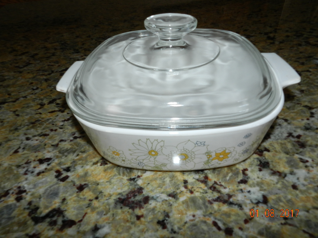 VTG 1970's Corning Ware Floral Bouquet Casserole w/Glass Lid A-2-B  2 QT **USA