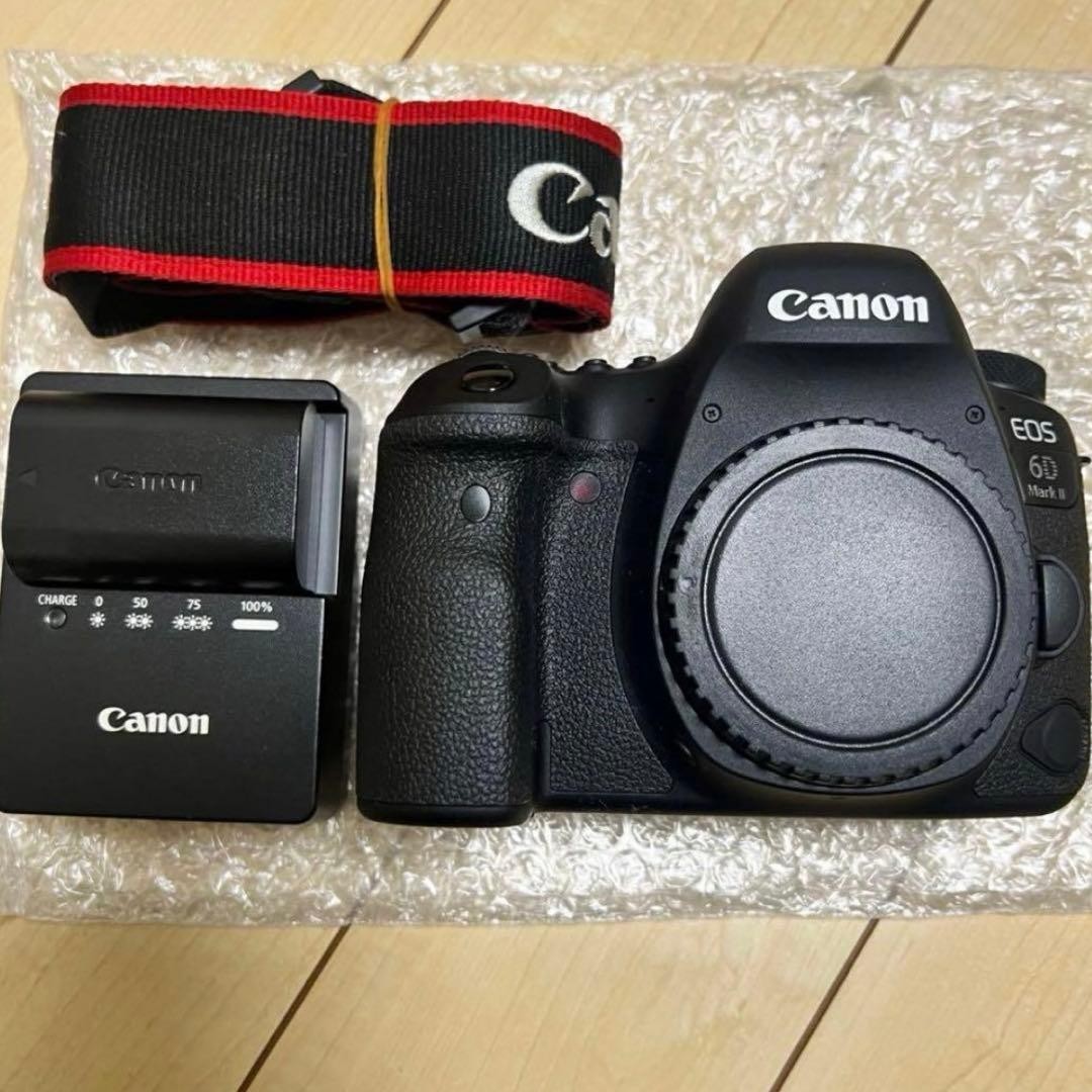 Canon EOS 6D Mark II Digital SLR Camera Low Shutter Count Excellent Condition