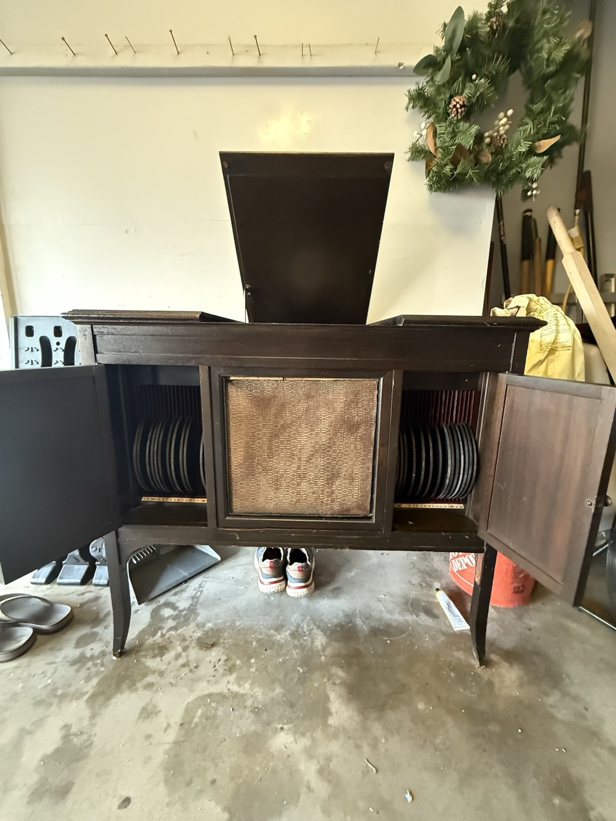 Edison Phonographs Disc Phonograph No. 18 Cabinet Factory Form 2430