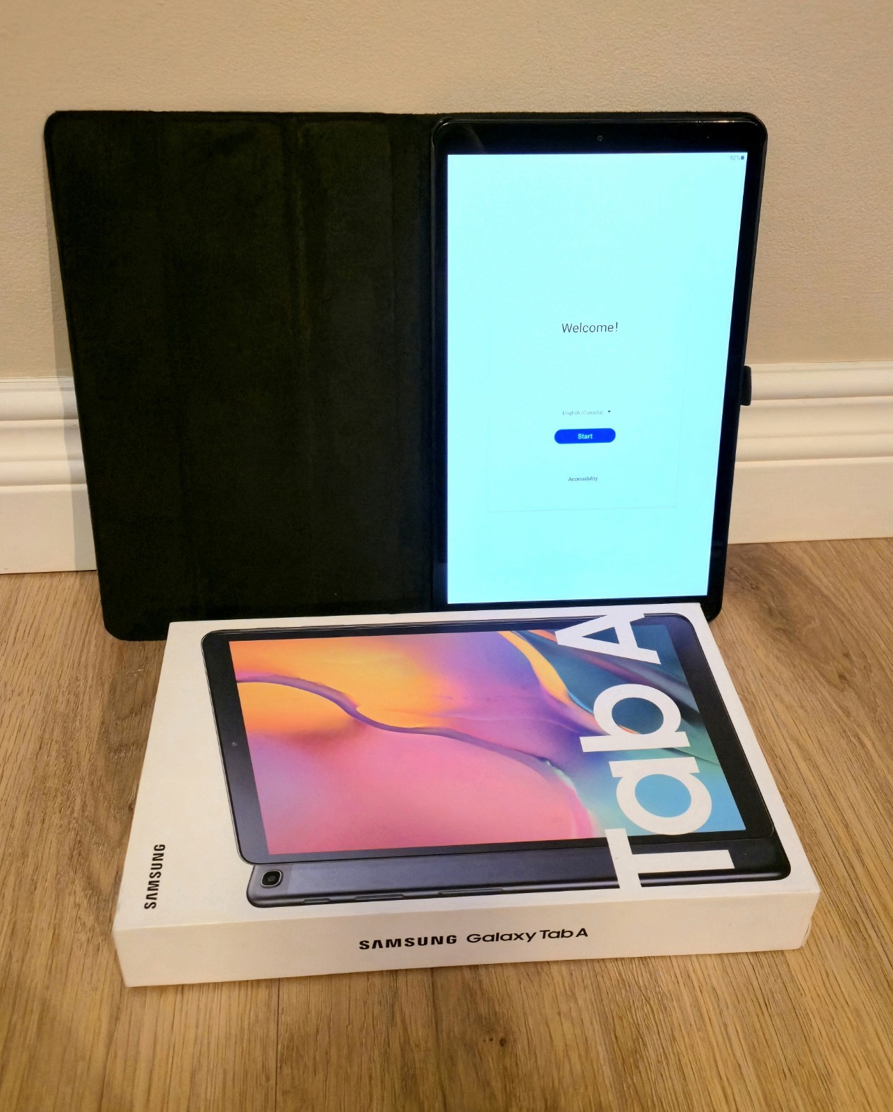 Samsung Galaxy Tab A (2019) 10.1" SM-T510, 32GB Black W Box Screen Damage Read