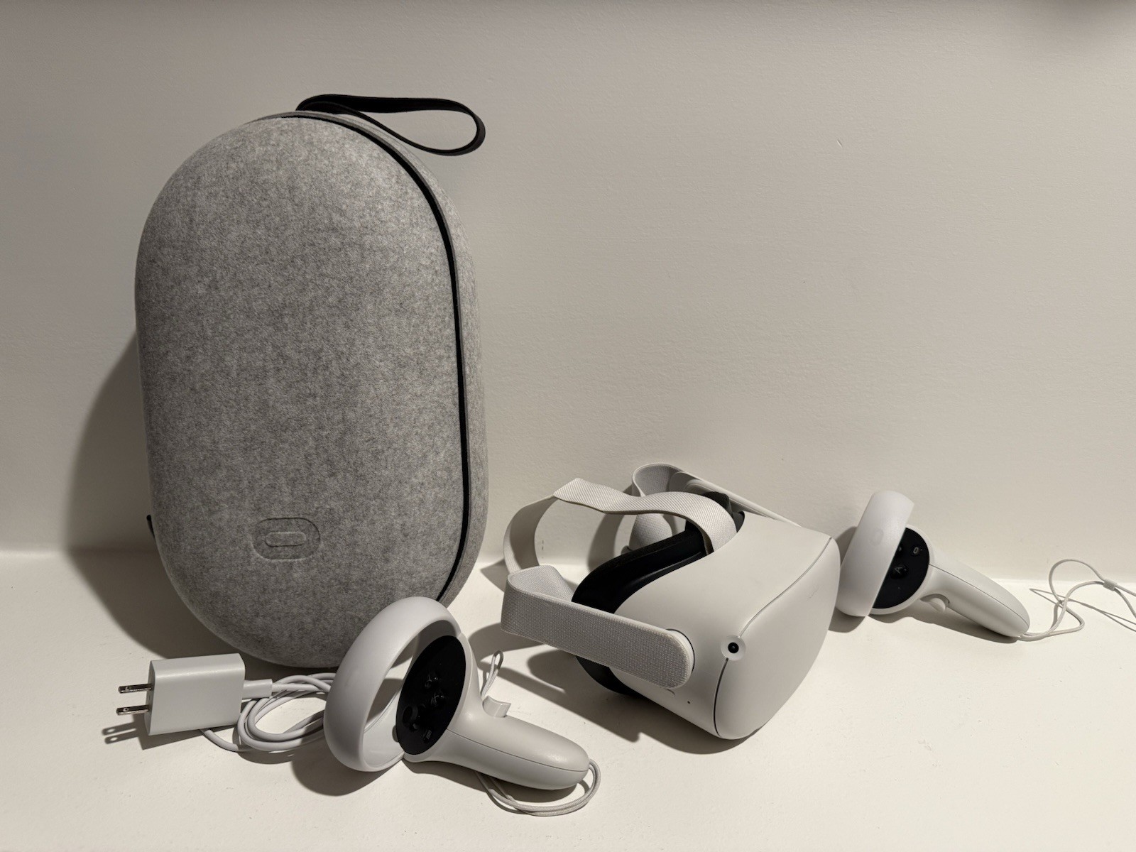 Meta Oculus Quest 2 64GB Standalone VR Headset, Controllers, Case, Working