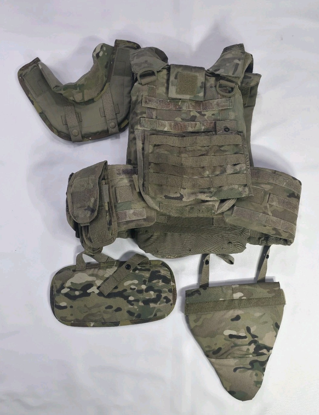 GEN 4 Multicam OCP Carrier Size Medium w/Inserts/Attachments OK Condition
