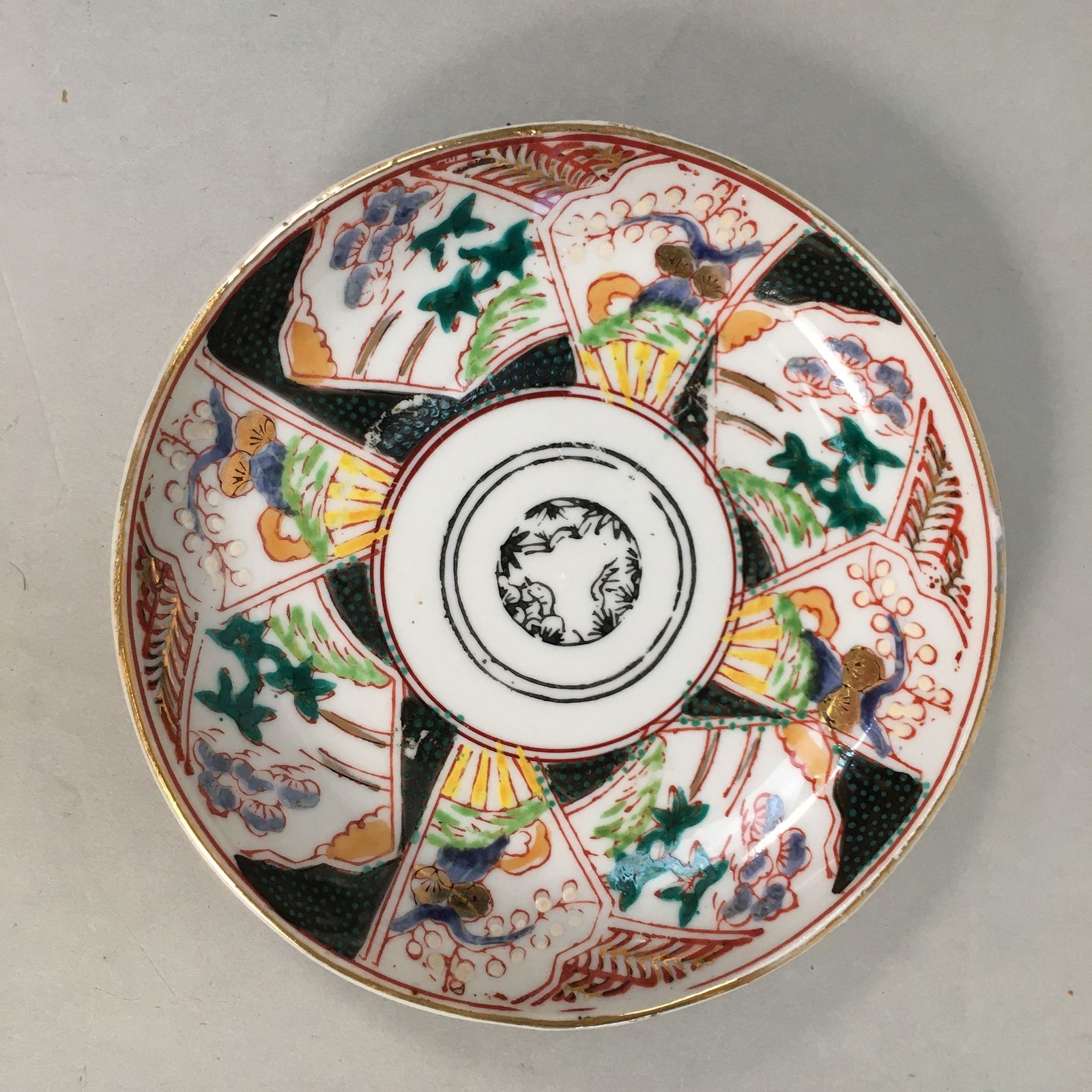 Japanese Porcelain Small Plate Kutani ware Vtg Kozara Lucky Motif PP350