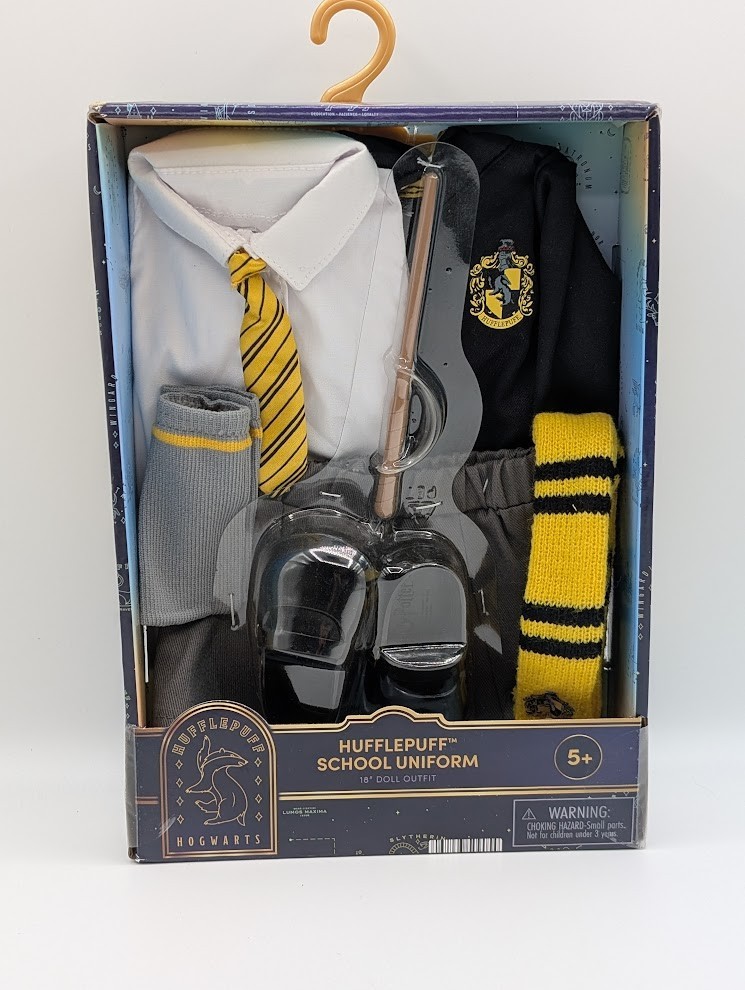 Harry Potter HUFFLEPUFF SCHOOL UNIFORM for 18" Doll - Ages 5+ - NEW