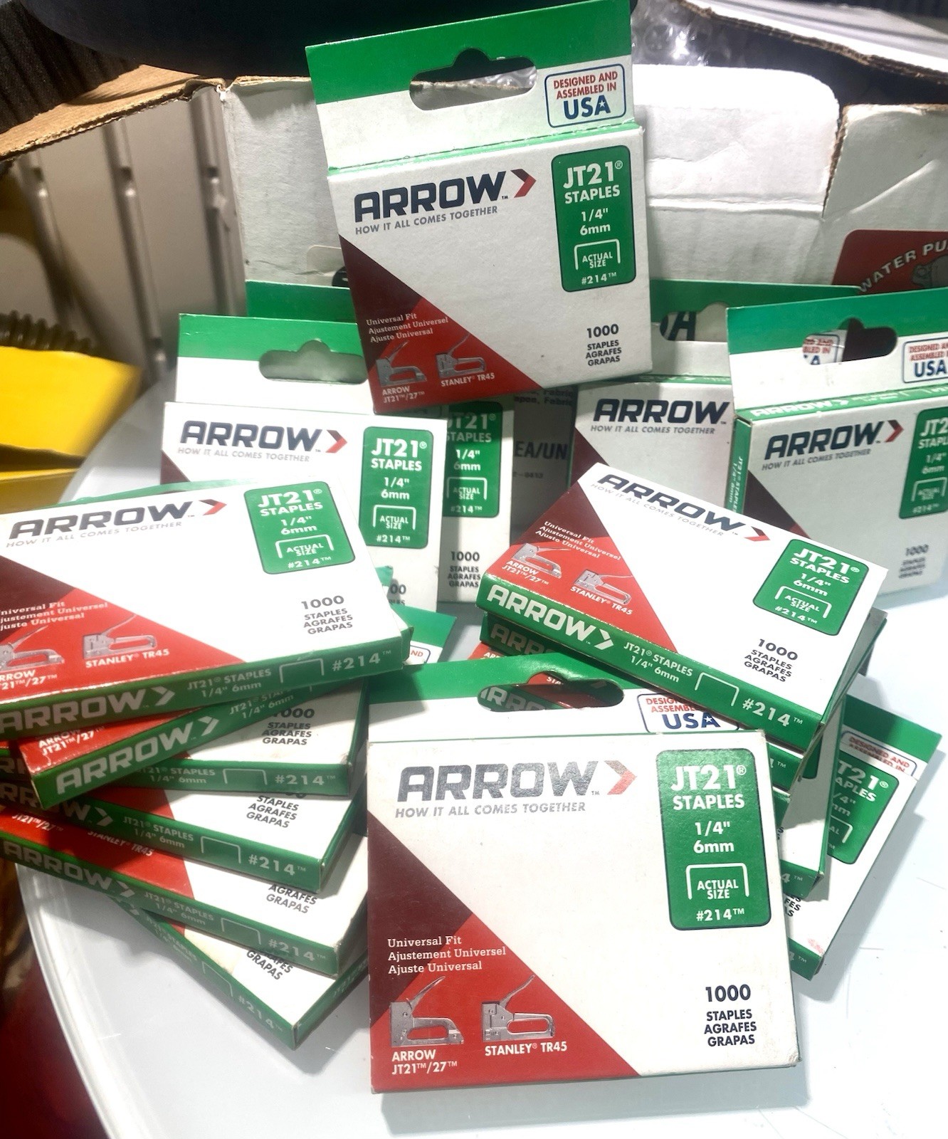 Arrow 214 JT21 Staples  1/4 Inch,  ( 19 ) Pack Lot