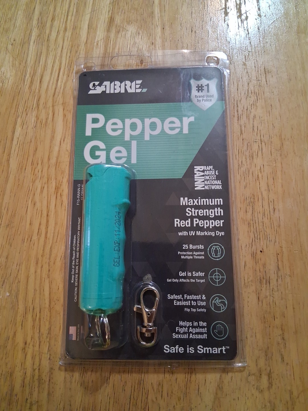 Sabre Flip Top Maximum Strength Pepper Gel With UV Marking Dye 25 Bursts 15346