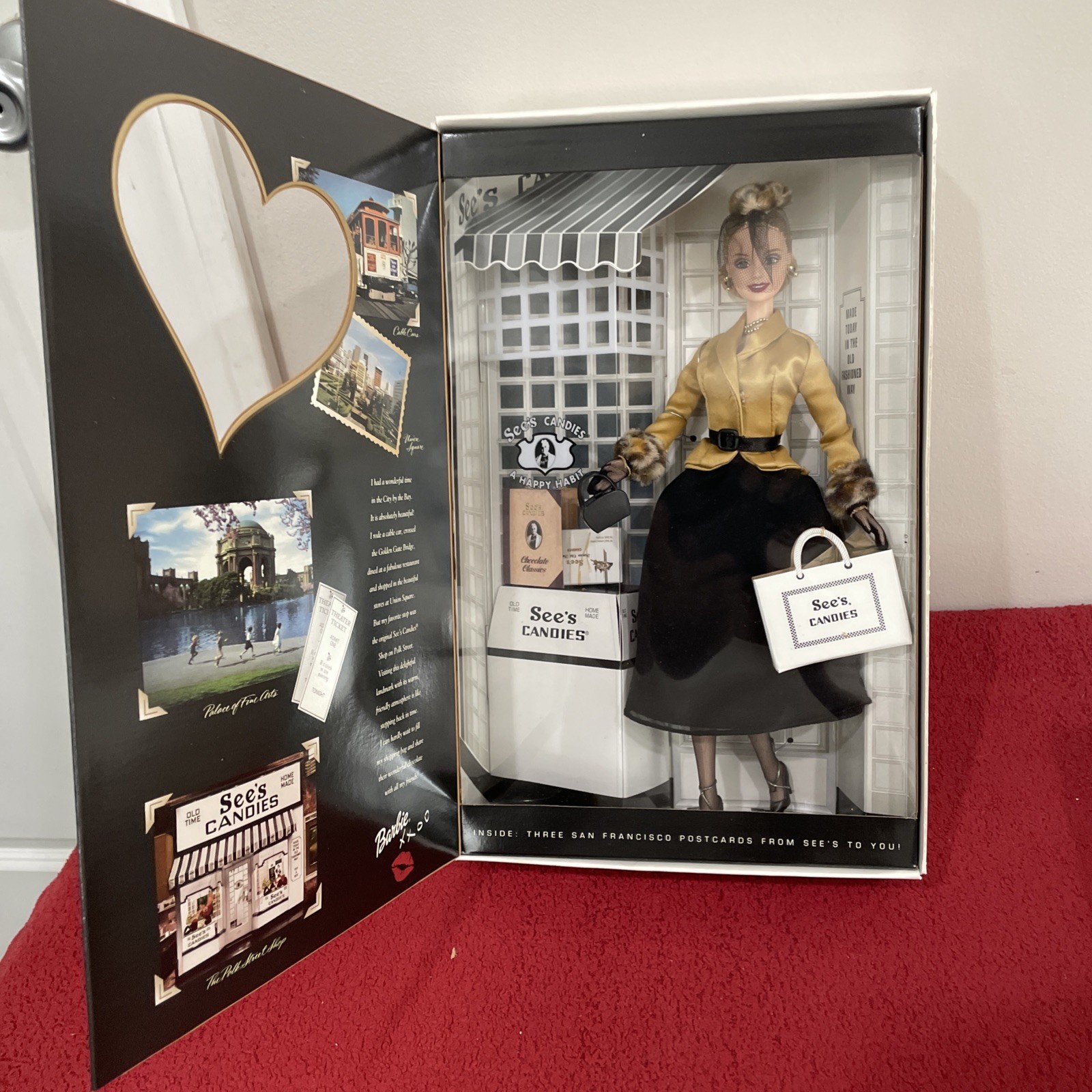 Barbie Sees Candies I Left My Heart in San Francisco Special Edition Doll 2001