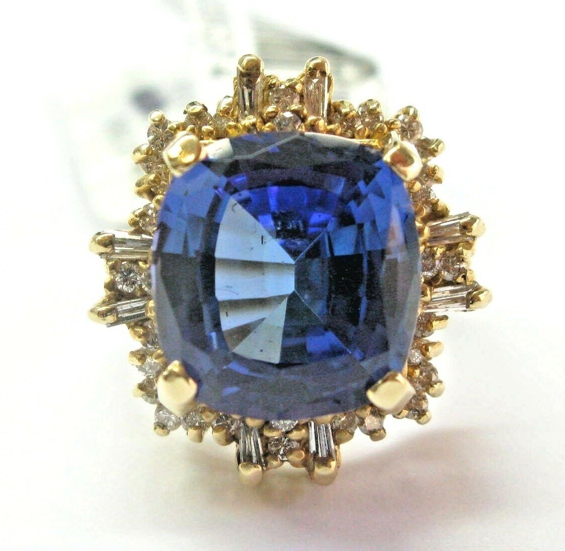 Cushion Tanzanite & Diamond Ring Solid Yellow Gold 14Kt 13.83Ct AAAA/VS SIZEABLE