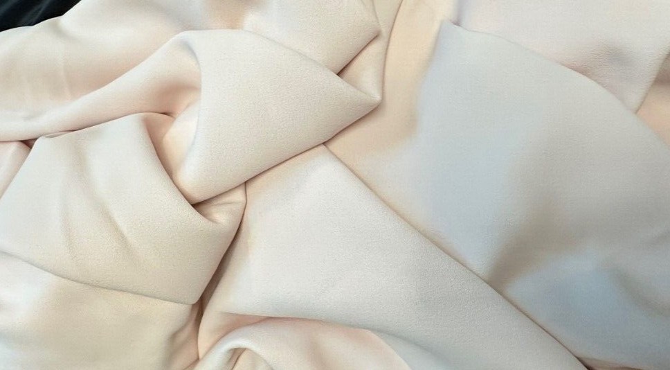 1970s Viscose Crêpe Fabric – 4 Metres, Blush Pink, Vintage Sewing Material