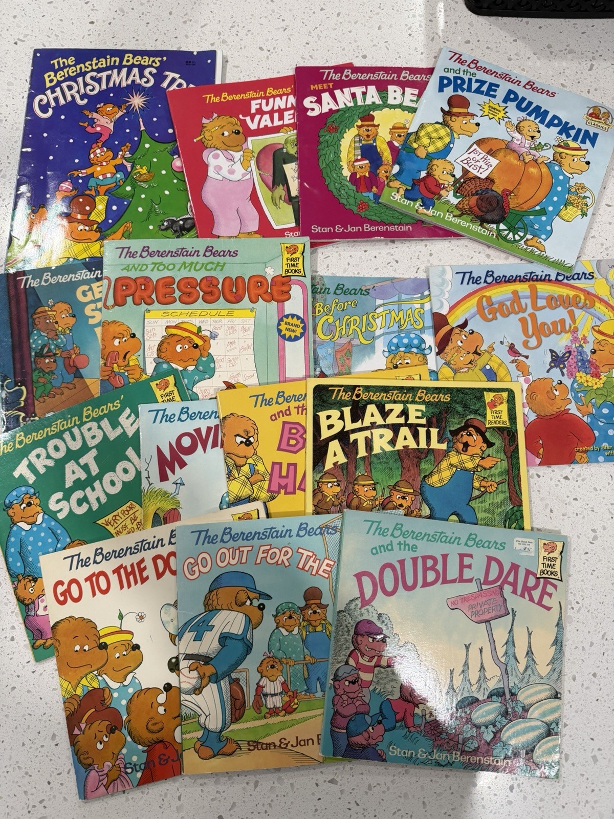 Lot Of 15 Stan & Jan BERENSTAIN BEARS  Books
