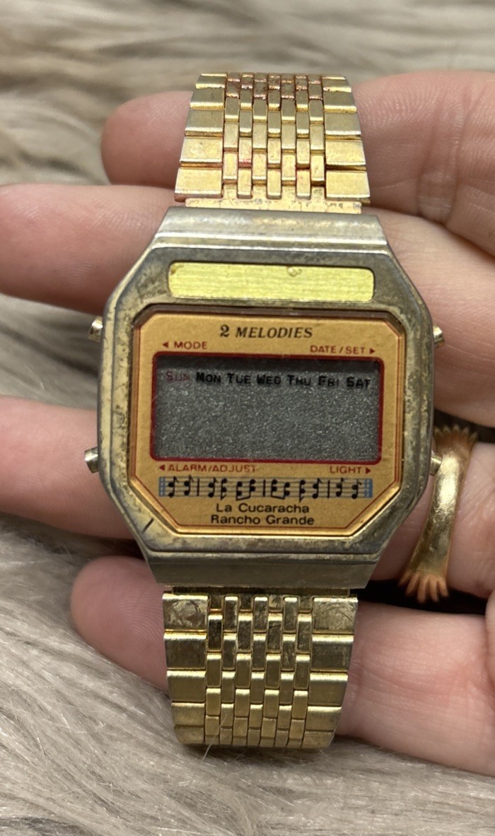 Vintage CASINO 2 Melodies watch La Cucaracha & Rancho Grande SUPER RARE Untested