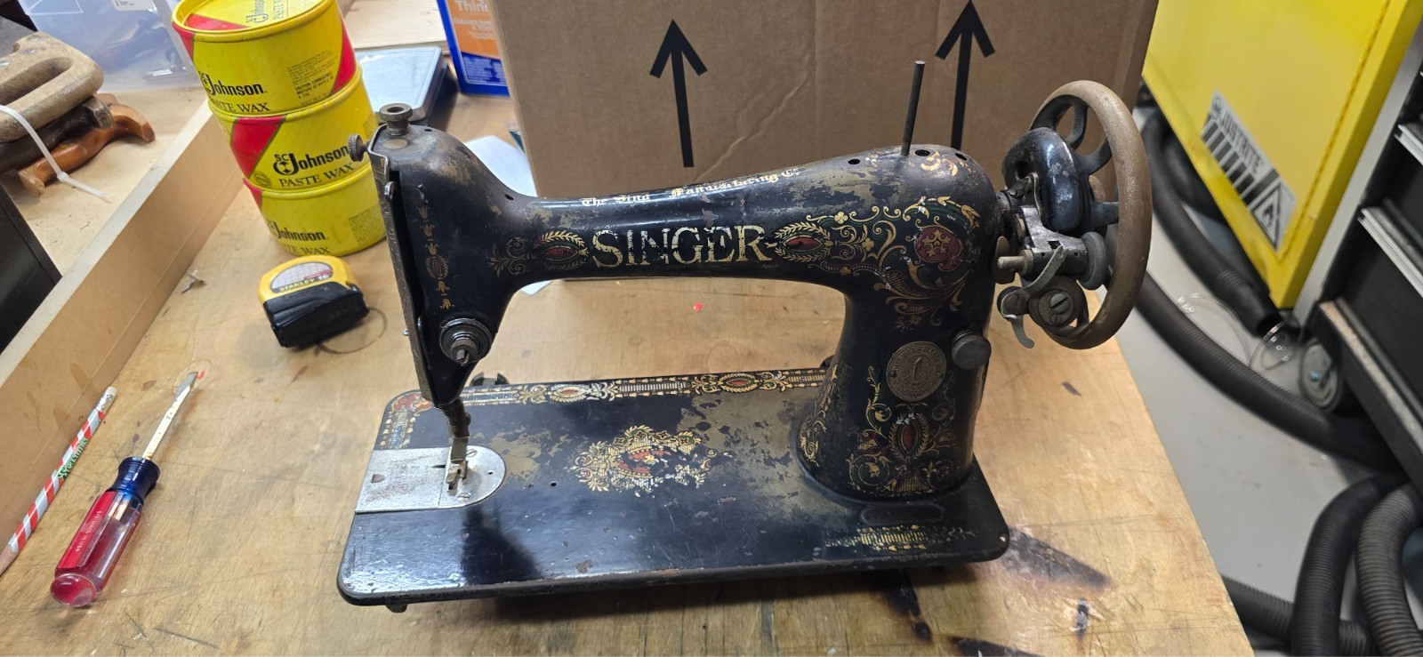 Vintage Singer Treadle Sewing Machine Head, Possibly Singer Model 66?