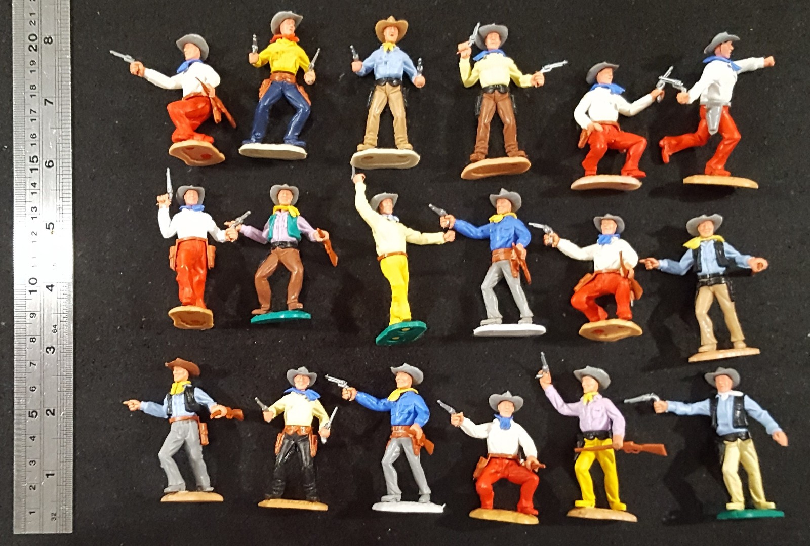 Timpo Wild West Cowboys 1960's swoppets 18 Cowboys Group 5  ref: T0619