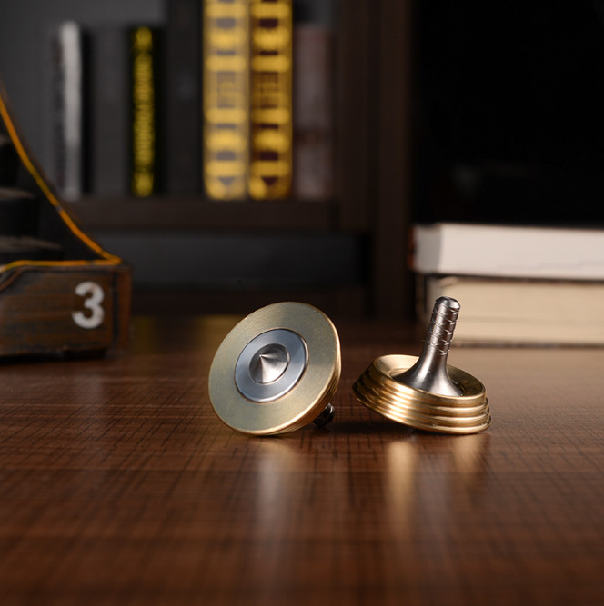 New Stainless steel+Brass Hand Twisting Spinning Top Gyro Gyroscope Toys Gift 